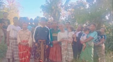 Tokoh Adat Kampung Kelupang Desak Pemerintah Prioritaskan Air Bersih dan Perbaikan Jalan