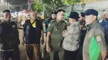 Pemkot Bekasi Tertibkan PKL di Trotoar Pasar Baru, Pindah ke Blok II