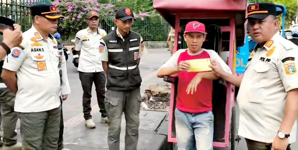 Satpol PP Koja Intensifkan Rabu Tertib untuk Kembalikan Fungsi Trotoar dan Ruang Publik - Teropong Rakyat