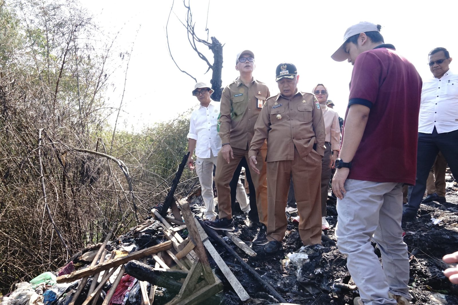 Usai Kebakaran, Bupati Malang ‘Berkantor’ di Pasar Sayur Turen, Pastikan Penataan Dimulai Hari Ini