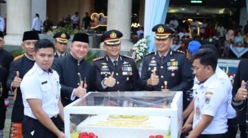 Upacara Hari Bhayangkara Ke-80 di Jakarta Utara Berlangsung Khidmat, Perkuat Sinergitas Polri Bersama TNI, Pemerintah, dan Masyarakat