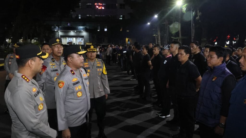 Portal Berita Indonesia dan Dunia Terkini Hari Ini, Update Harian Terbaru, Terlengkap, Tajam, Aktual dan Berimbang. Polda Metro Jaya Gelar Apel Operasi Berantas Jaya 2026, Fokus Tekan Curanmor - Teropong Rakyat