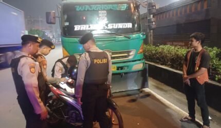 Patroli JJOS Perintis Presisi Polres Pelabuhan Tanjung Priok Intensifkan Antisipasi 3C, Tawuran, dan Gangguan Kamtibmas di Kawasan Pelabuhan - Teropong Rakyat