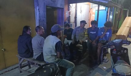 Jaga Jakarta On The Spot, Polsek Kalibaru Polres Priok Perkuat Sinergi Bersama Warga Kalibaru demi Ciptakan Kamtibmas Kondusif - Teropong Rakyat