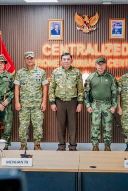 Panglima TNI Anugerahkan KPLB Sekaligus Resmikan Gedung Centralized