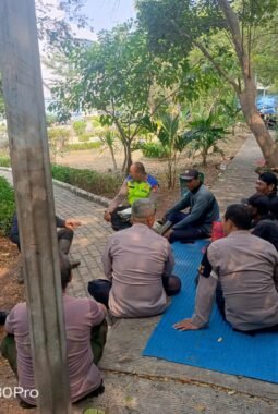 Jaga Jakarta On The Spot, Polres Pelabuhan Tanjung Priok Perkuat Kamtibmas Bersama Buruh Bongkar Muat di Pelabuhan Muara Baru