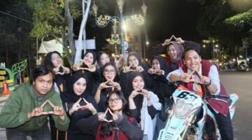 Artheera Hadirkan MotoBooth, Kolaborasi Kreatif Bersama Diarch dalam Mini Exhibition Moto East Java