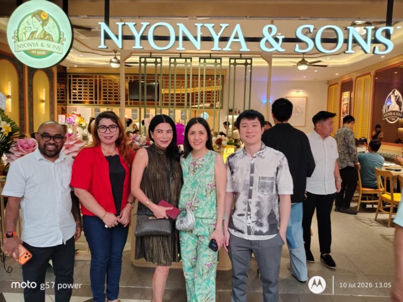Restaurant Nyonya & Sons, Cilandak Town Square Lantai 2, Jakarta Selatan
