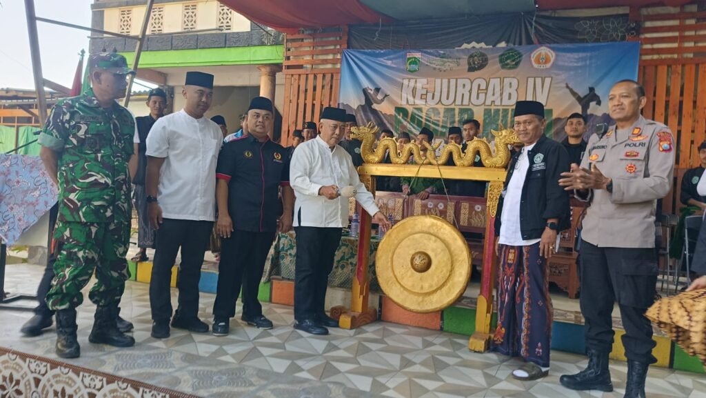 Portal Berita Indonesia dan Dunia Terkini Hari Ini, Update Harian Terbaru, Terlengkap, Tajam, Aktual dan Berimbang. Bupati Malang Resmi Buka Kejurcab IV Pagar Nusa, Cetak Pendekar Berprestasi dan Berakhlak Mulia - Teropong Rakyat