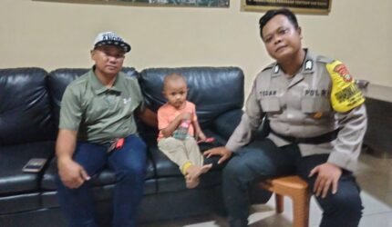 Respons Cepat Personel Polsek Kawasan Kalibaru Polres Priok, Berhasil Mempertemukan Anak Hilang dengan Keluarganya - Teropong Rakyat