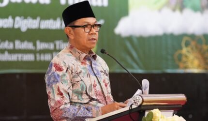 Wali Kota Nurochman Apresiasi Muslimat NU Jatim, Dorong Transformasi Dakwah Digital dari Kota Batu - Teropong Rakyat