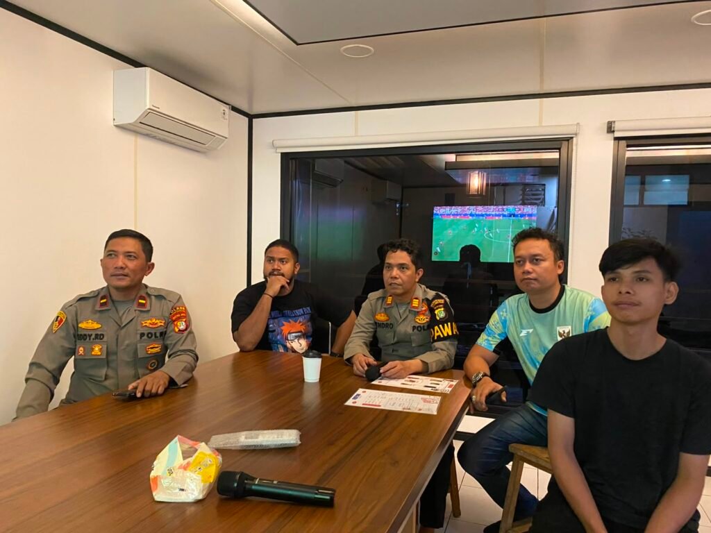 JJOS Nobar Kamtibmas Piala Dunia 2026, Perkuat Sinergi dan Kebersamaan Bersama Masyarakat - Teropong Rakyat