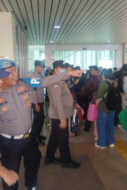 JJOS Perkuat Pelayanan dan Pengamanan Wisatawan Kepulauan Seribu di Dermaga Kali Adem