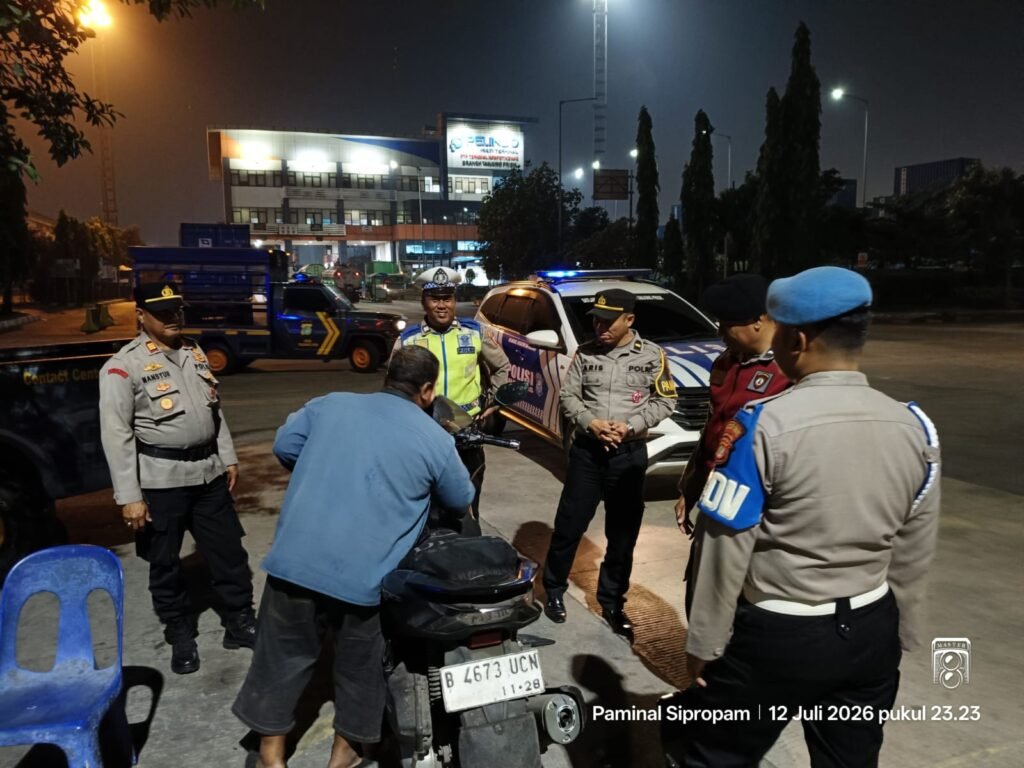Patroli Cipta Kondisi JJOS Polres Pelabuhan Tanjung Priok Perkuat Keamanan Kawasan Pelabuhan, Situasi Tetap Aman dan Kondusif - Teropong Rakyat