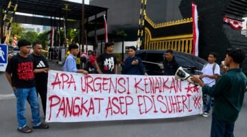 Kontroversi Kenaikan Pangkat Komjen Pol. Asep Edi Suheri, Publik Desak Evaluasi dan Klarifikasi