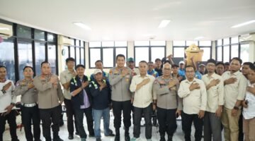 Perkuat Sinergi dengan TKBM, Kapolres Priok Gelar JJOS dan Ajak Jaga Stabilitas Kamtibmas Pelabuhan