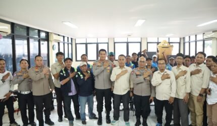 Perkuat Sinergi dengan TKBM, Kapolres Priok Gelar JJOS dan Ajak Jaga Stabilitas Kamtibmas Pelabuhan - Teropong Rakyat