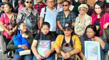 Tangis Pecah di Ruang Sidang, Keluarga Korban Minta Enam Mantan Anggota Polri Dijatuhi Hukuman Maksimal