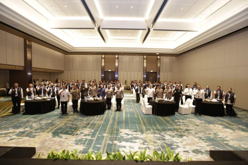 Portal Berita Indonesia dan Dunia Terkini Hari Ini, Update Harian Terbaru, Terlengkap, Tajam, Aktual dan Berimbang. Polri Gelar Training of Trainers Program Paham AI, Perkuat Literasi Digital Pelajar - Teropong Rakyat