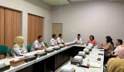 Kemenko PMK Meninjau Monev Program UKS di SMAN 2 Malang, Dorong Penguatan Layanan Kesehatan Remaja dan Sekolah Sehat - Teropong Rakyat