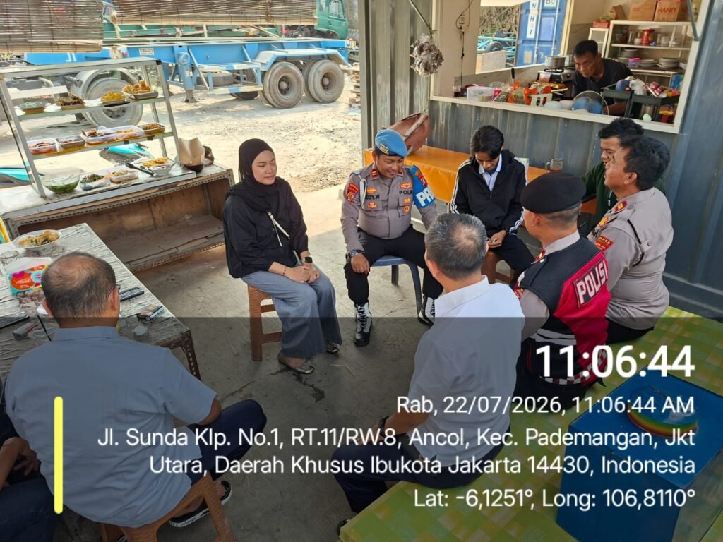 Polsek Kawasan Sunda Kelapa Gelar 'Jaga Jakarta On The Spot' di Pelabuhan Muara Angke, Perkuat Sinergi Jaga Kamtibmas - Teropong Rakyat