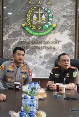 Perkuat Sinergitas Penegakan Hukum, Kapolres Pelabuhan Tanjung Priok Kunjungi Kejaksaan Negeri Jakarta Utara Peringati Hari Bhakti Adhyaksa ke-66