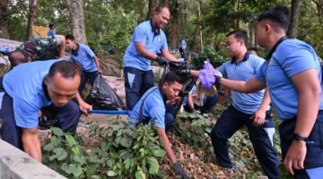 Aksi Peduli Lingkungan, Lanud Iswahjudi Bersihkan Telaga Sarangan