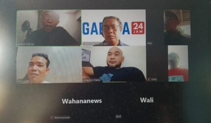 Media Siber ifakta.co Gelar Seminar Literasi Digital Melalui Zoom, Diikuti Puluhan Jurnalis - Teropong Rakyat