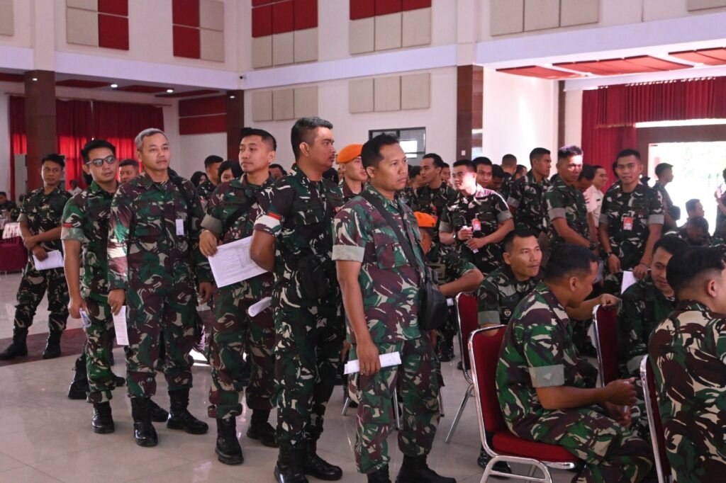 Lanud Sultan Hasanuddin Bersama Satuan TNI AU Makassar Gelar Donor Darah, Wujud Nyata Pengabdian bagi Kemanusiaan - Teropong Rakyat