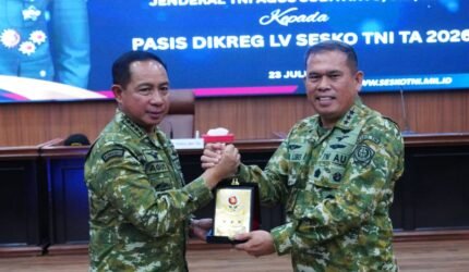 Panglima TNI Berikan Pembekalan kepada Pasis Dikreg LV Sesko TNI - Teropong Rakyat