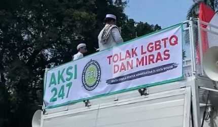 Front Persaudaraan Islam Gelar Unjuk Rasa di Balai Kota Bogor, Soroti Isu LGBTQ dan Miras - Teropong Rakyat