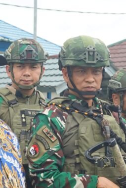 Dibawah Ancaman OPM dan Medan Ekstrem, Koops TNI Habema Berhasil Evakuasi Dua Korban Aksi Kekerasan di Yahukimo