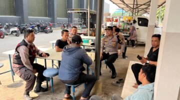 Jaga Jakarta On The Spot, Polsek Kawasan Muara Baru Perkuat Sinergi Kamtibmas Bersama Buruh Pelabuhan