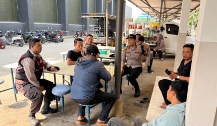 Jaga Jakarta On The Spot, Polsek Kawasan Muara Baru Perkuat Sinergi Kamtibmas Bersama Buruh Pelabuhan - Teropong Rakyat