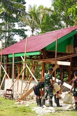 Pembangunan Rumah Semi Permanen TMMD Ke-129 Capai 58 Persen, Wujud Nyata Pengabdian TNI untuk Kesejahteraan Rakyat