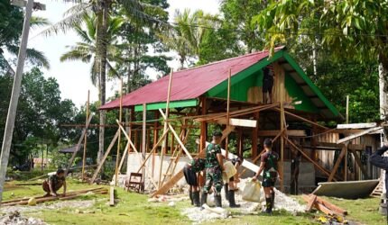 Pembangunan Rumah Semi Permanen TMMD Ke-129 Capai 58 Persen, Wujud Nyata Pengabdian TNI untuk Kesejahteraan Rakyat - Teropong Rakyat