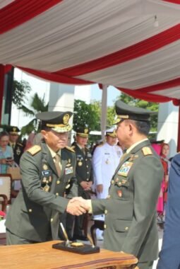 Kodiklat TNI Cetak 734 Perwira Prajurit Karier TNI Gelombang I TA 2026 Siap Mengabdi kepada Bangsa dan Negara