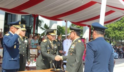 Kodiklat TNI Cetak 734 Perwira Prajurit Karier TNI Gelombang I TA 2026 Siap Mengabdi kepada Bangsa dan Negara - Teropong Rakyat