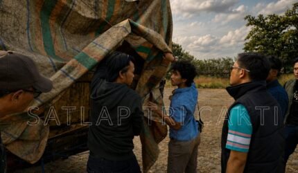 Satlap Tri Cakti Bersama Satgas Gabungan Gagalkan Perdagangan Bijih dan Balok Timah Ilegal di Pelabuhan Pelindo Belitung - Teropong Rakyat