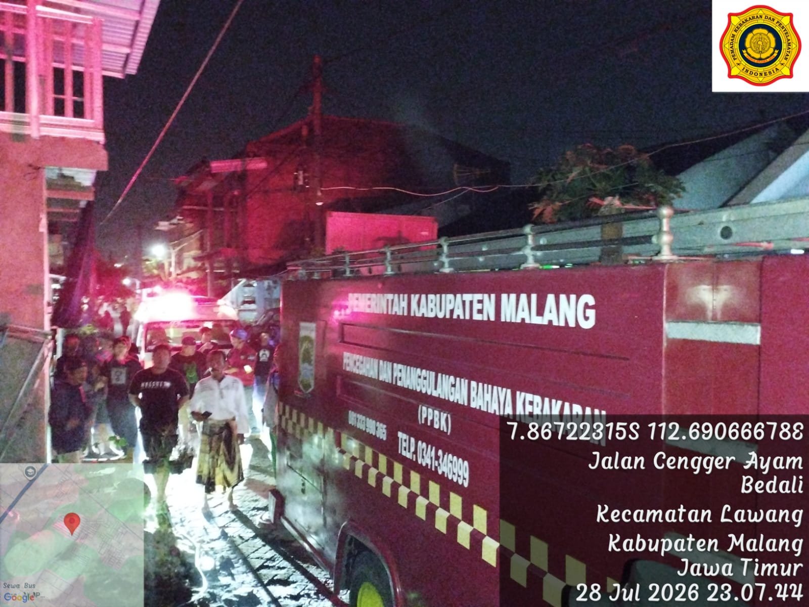 Damkar Kabupaten Malang Berjibaku Padamkan Dua Kebakaran dalam Semalam, Selamatkan Wilayah dari Kobaran Api
