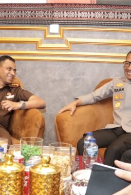 Hari Pertama Jabat Kapolres Malang, AKBP Rulian Syauri Silaturahmi ke PN Kepanjen dan Kejari