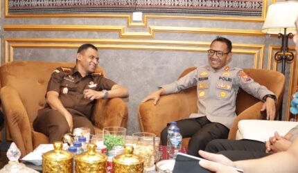 Hari Pertama Jabat Kapolres Malang, AKBP Rulian Syauri Silaturahmi ke PN Kepanjen dan Kejari - Teropong Rakyat