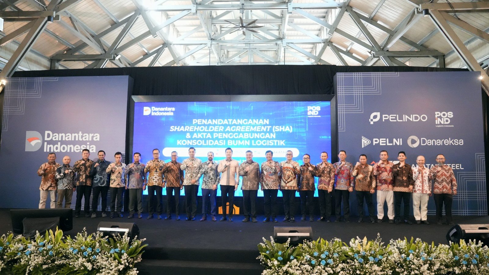 Portal Berita Indonesia dan Dunia Terkini Hari Ini, Update Harian Terbaru, Terlengkap, Tajam, Aktual dan Berimbang. Pelindo Dukung Konsolidasi Logistik BUMN untuk Perkuat Integrasi Rantai Pasok Nasional - Teropong Rakyat
