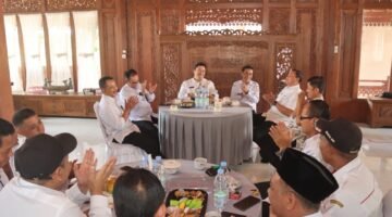 Sekda Kabupaten Malang Dorong Kepala Desa Tingkatkan Pendidikan, Perkuat SDM untuk Tarik Investasi
