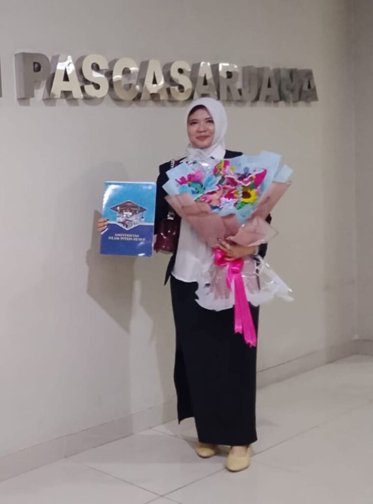 Tanpa Batas Wilayah: Pembelajaran Hibrida UNIS Bawa Mahasiswa Luar Daerah Raih Gelar Magister - Teropong Rakyat