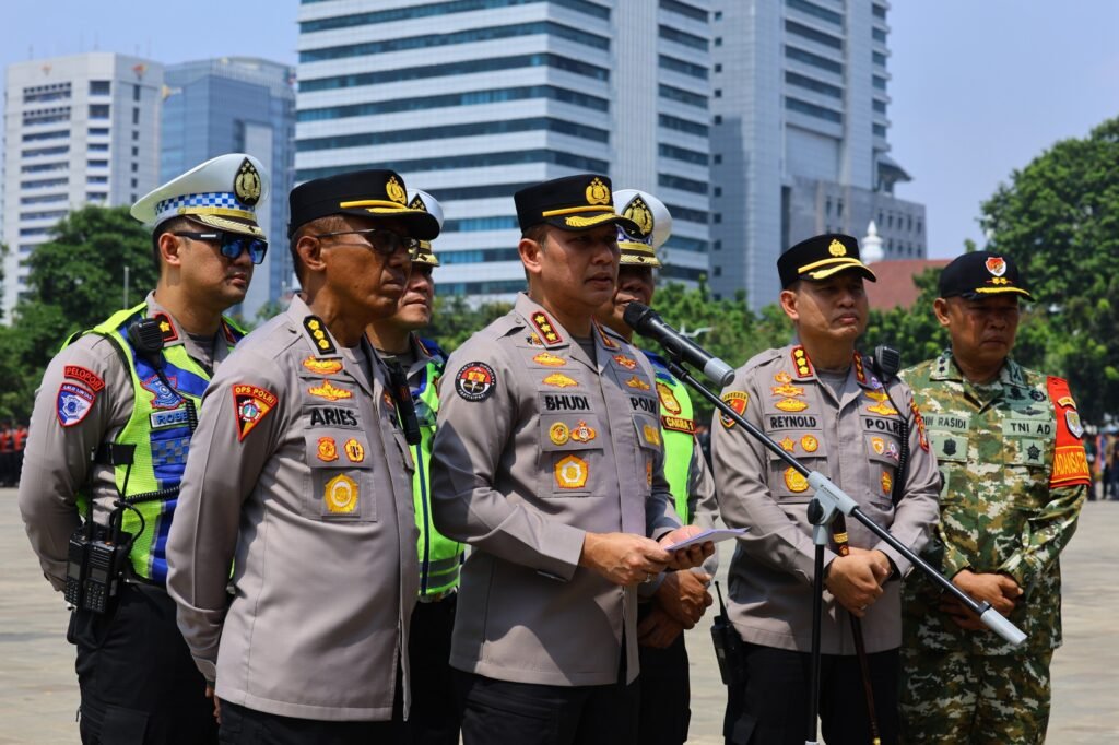Portal Berita Indonesia dan Dunia Terkini Hari Ini, Update Harian Terbaru, Terlengkap, Tajam, Aktual dan Berimbang. 47 Kegiatan Digelar Hari Ini, Polda Metro Jaya Siapkan Pelayanan Pengamanan - Teropong Rakyat