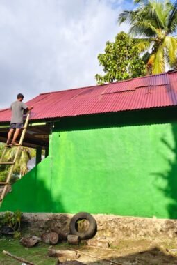 Wujud Nyata Kepedulian TNI AD, Satgas TMMD Ke-129 Kodim 1807/Sorong Selatan Percepat Rehab RTLH