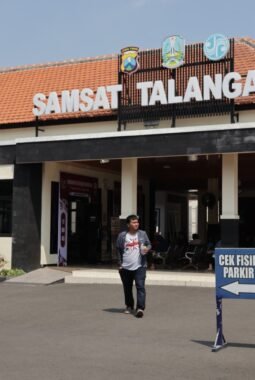 Quick Service Samsat Talangagung Terus Diperkuat, Urus STNK 5 Tahunan Makin Cepat