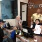 Suasana konflik yang terjadi terhadap Jurnalis saat di kantor FIF Cabang Tangcity Tangerang, Selasa (04/08/2026)