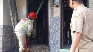 Diduga Korsleting Sound System, Rumah Warga di Singosari Terbakar